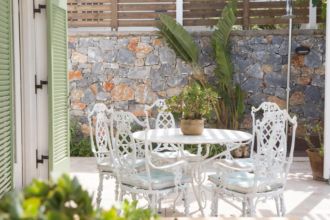 Pelagias Villa Paralia Kourna Exterior foto